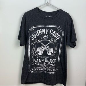 Johnny Cash the man in black graphic T-shirt M